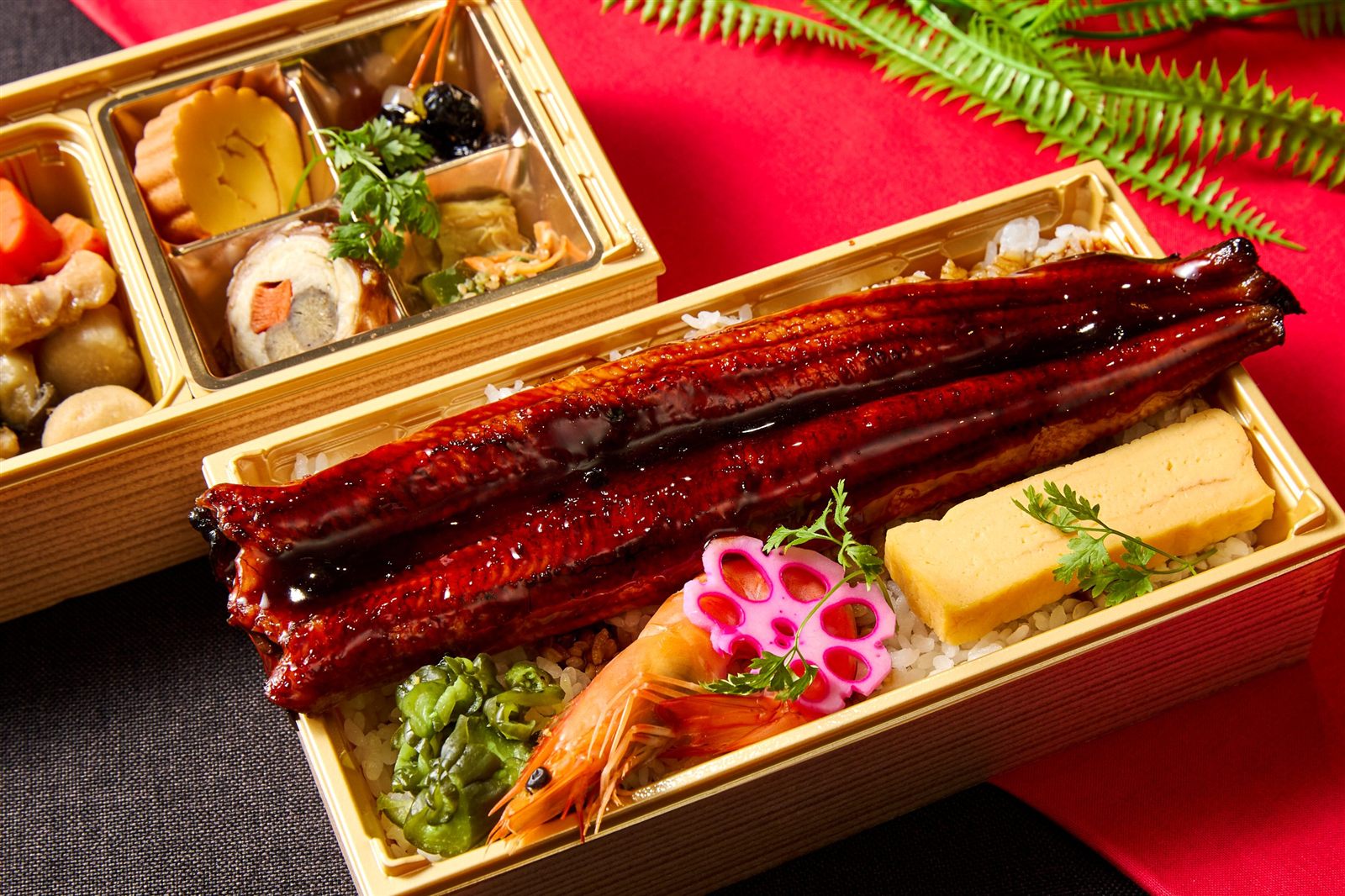 炭焼きにほんうなぎと旬菜を詰めた二段重の高級宅配弁当
